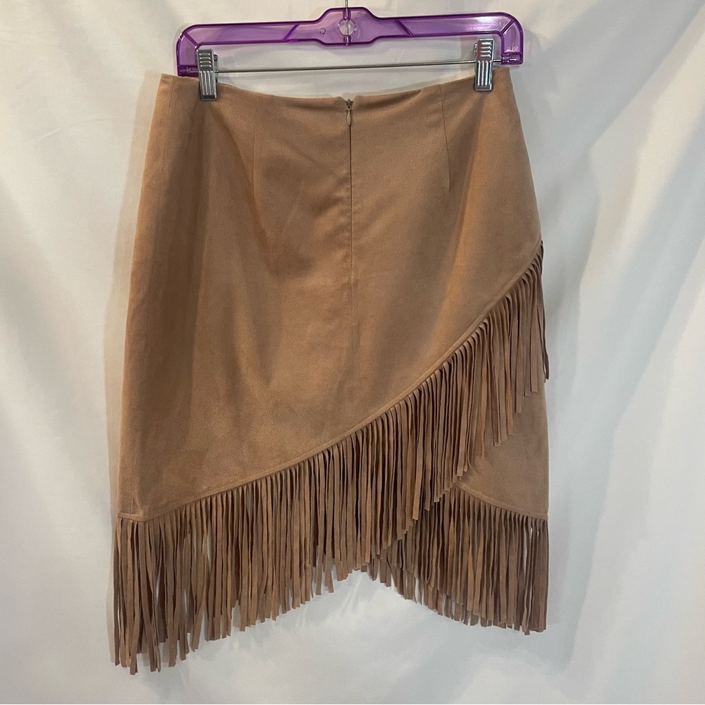 Tan Fringe Women's Skirt. Honey Punch. Size M. Cowgirl vibes. Pre-owned. - Picture 2 of 12